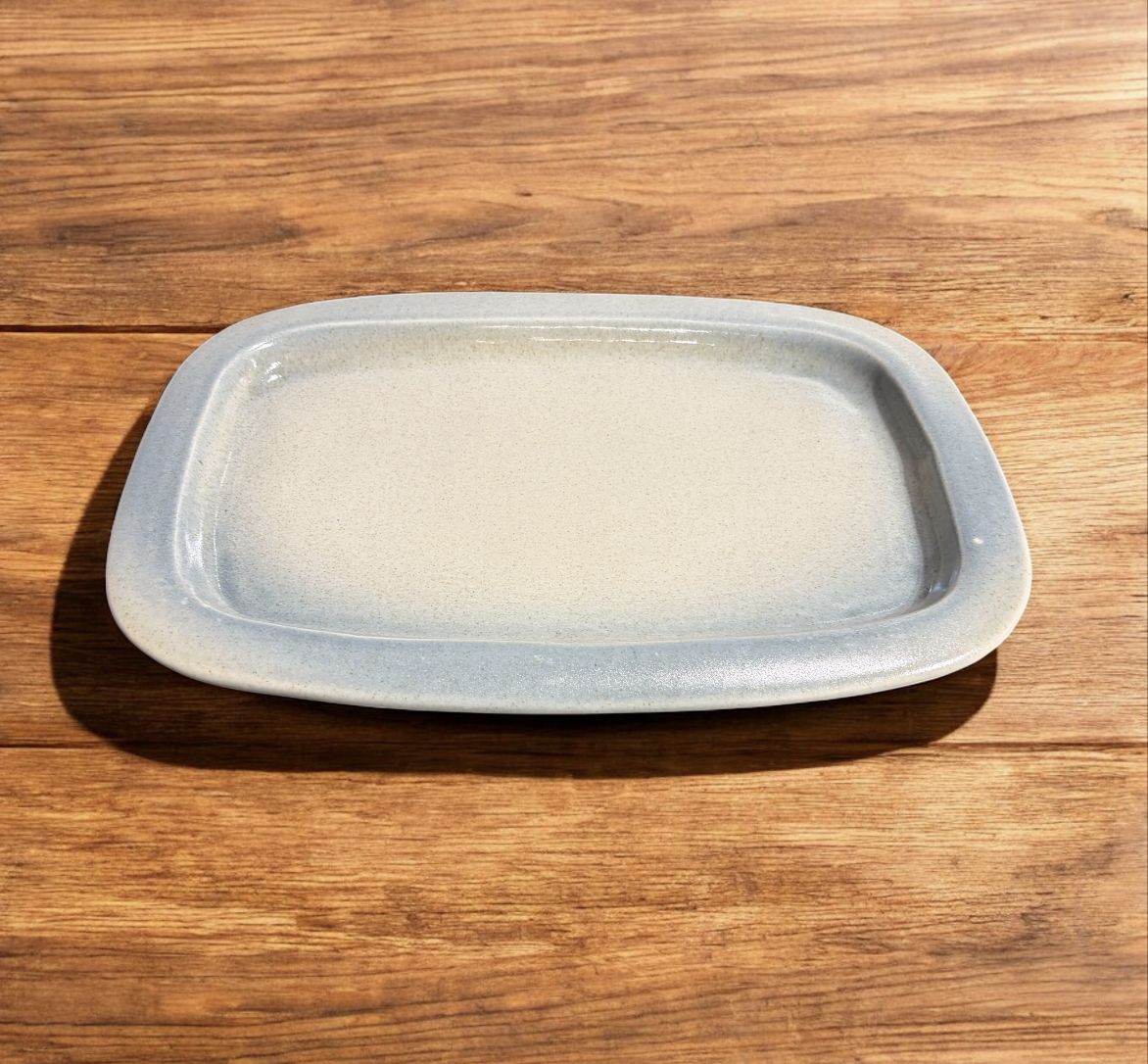 Hartman Medium Rectangle Platter with edge
