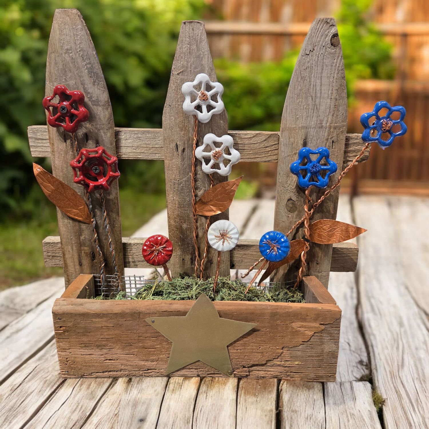 Butler Red, White, and Blue Floral Fence Box
