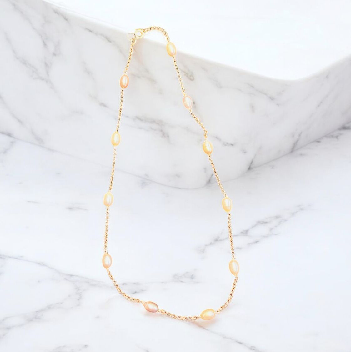 DT Jewels Necklace Rose Gold Pearls on Rose Gold Chain