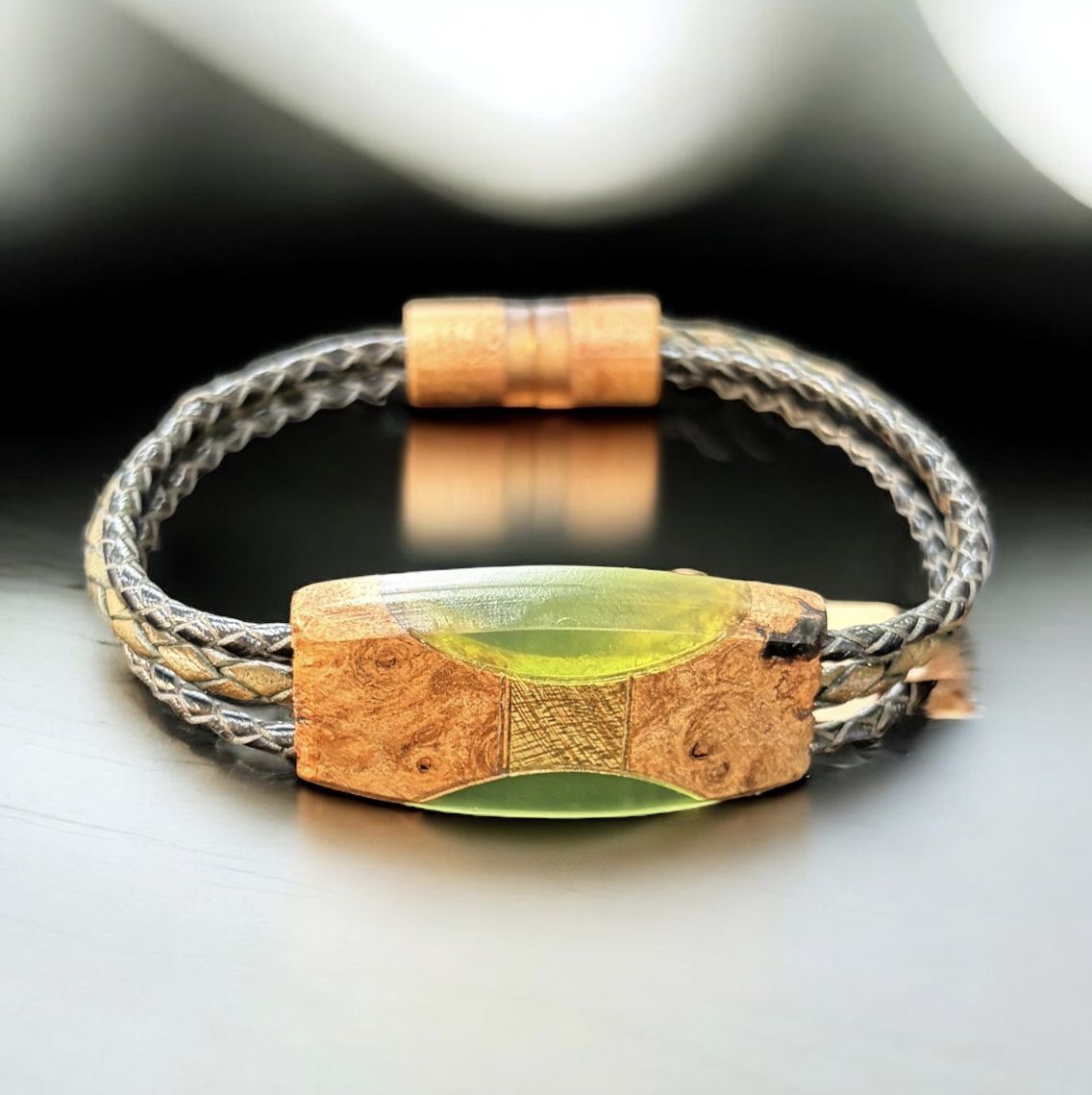 Leblanc Leather and Wood Bracelet Ellipse Green Small