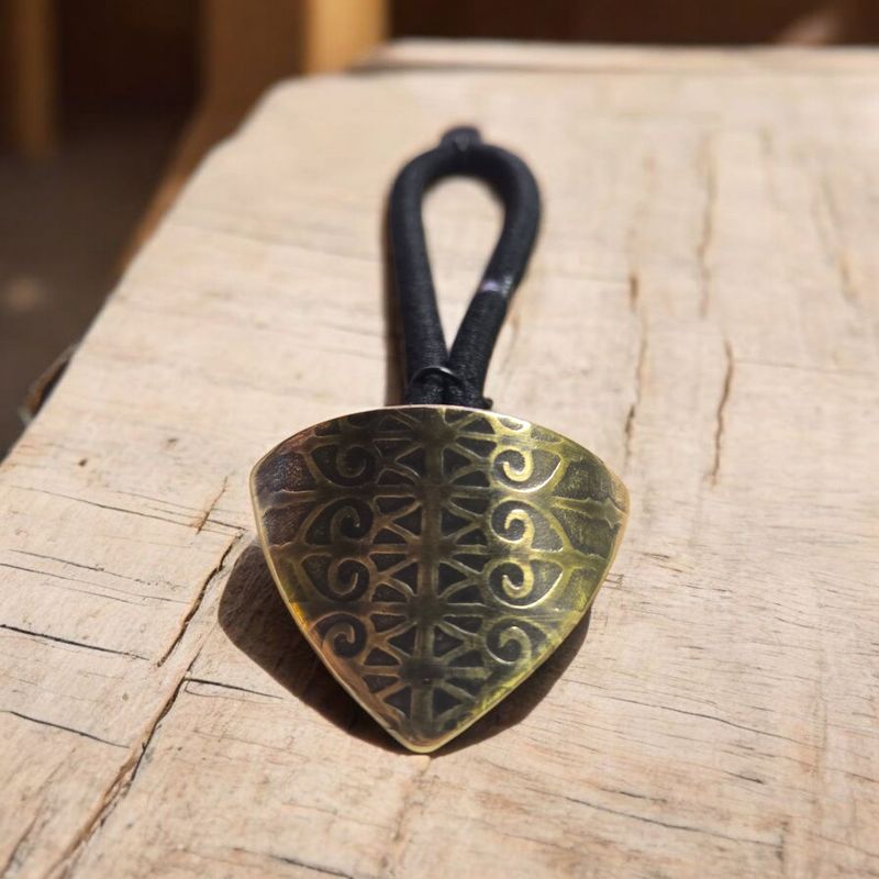 O&#39;Brien Ponytail Holder Brass Triangle