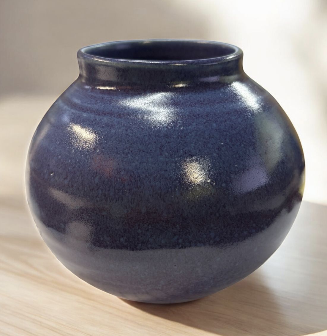 Hartman Vase II Mulberry