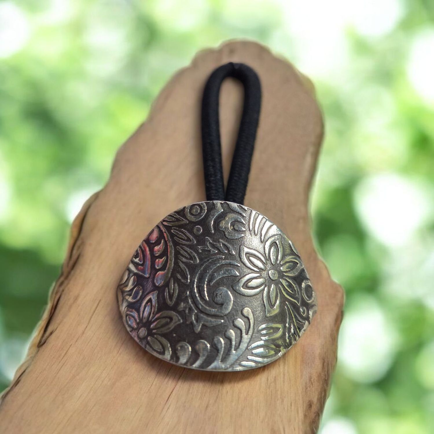 O&#39;Brien Ponytail Holder Sterling Silver Lemon with Floral Stamping