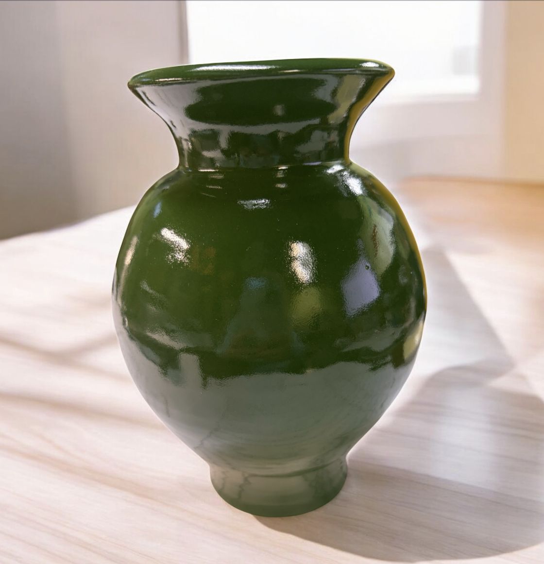 Hartman Medium Vase III Evergreen