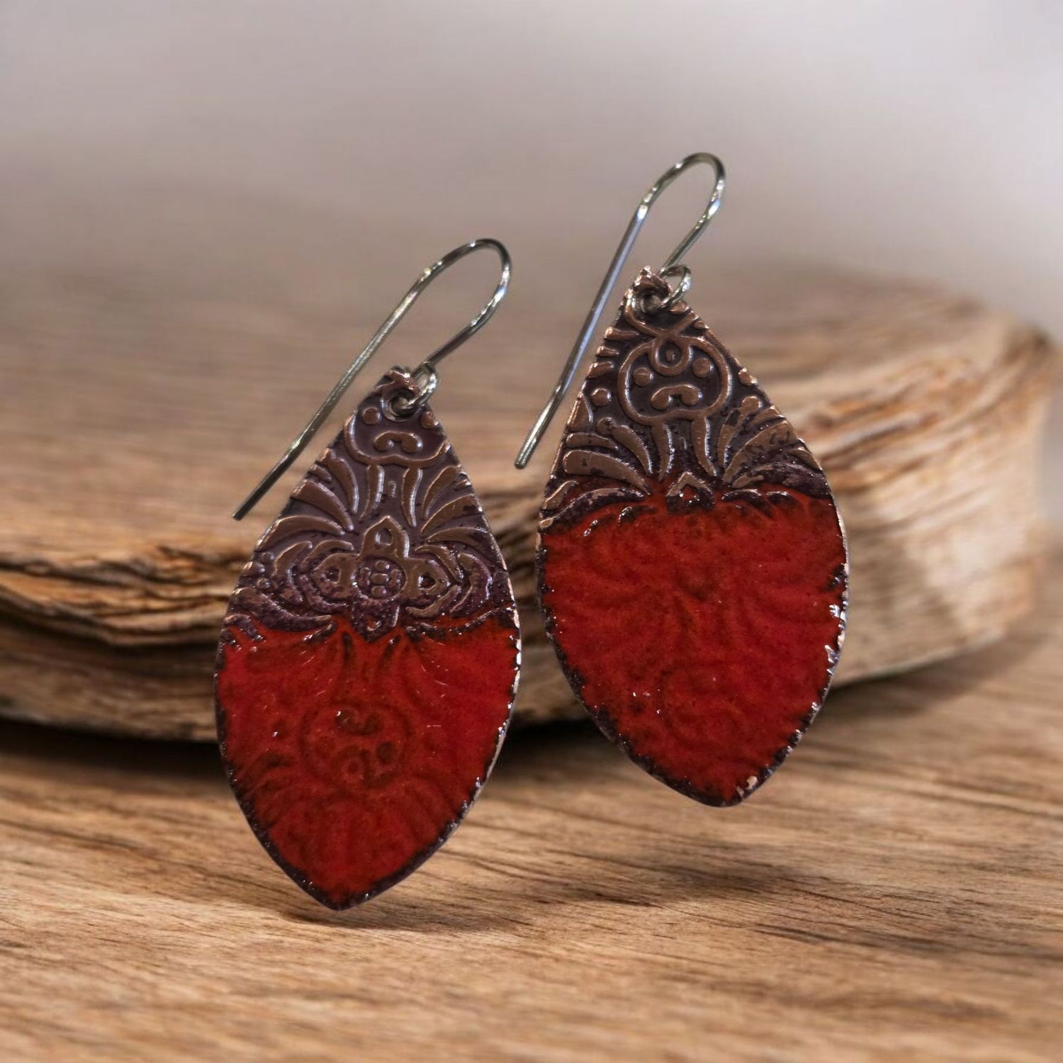 O&#39;Brien Copper Pointed Teardrop Red Enamel