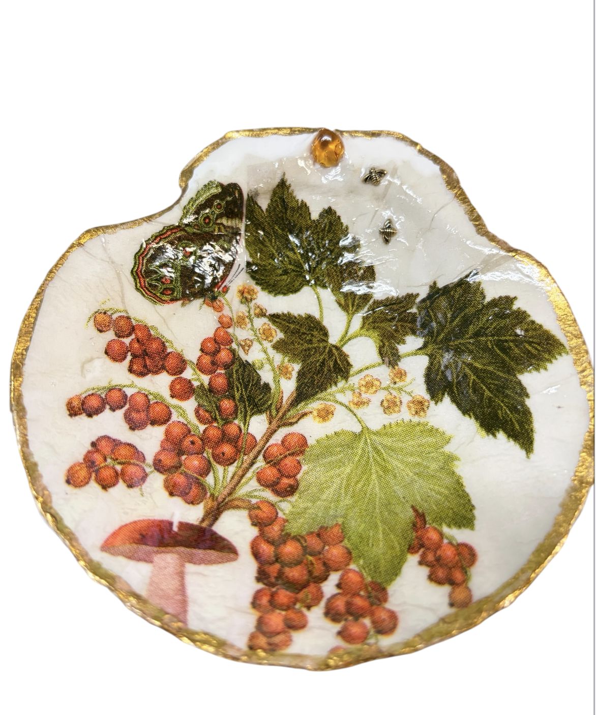 Wilson Clam Shell Trinket DIsh Butterfly on Berries