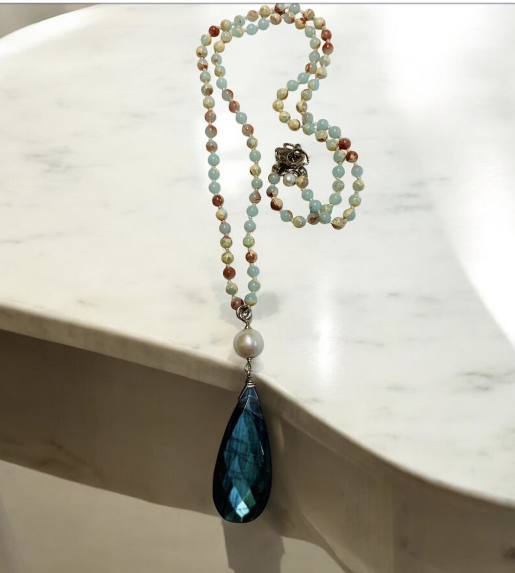 Robb Necklace Knotted Ammonite, with Pearl and Labradorite Teardrop
