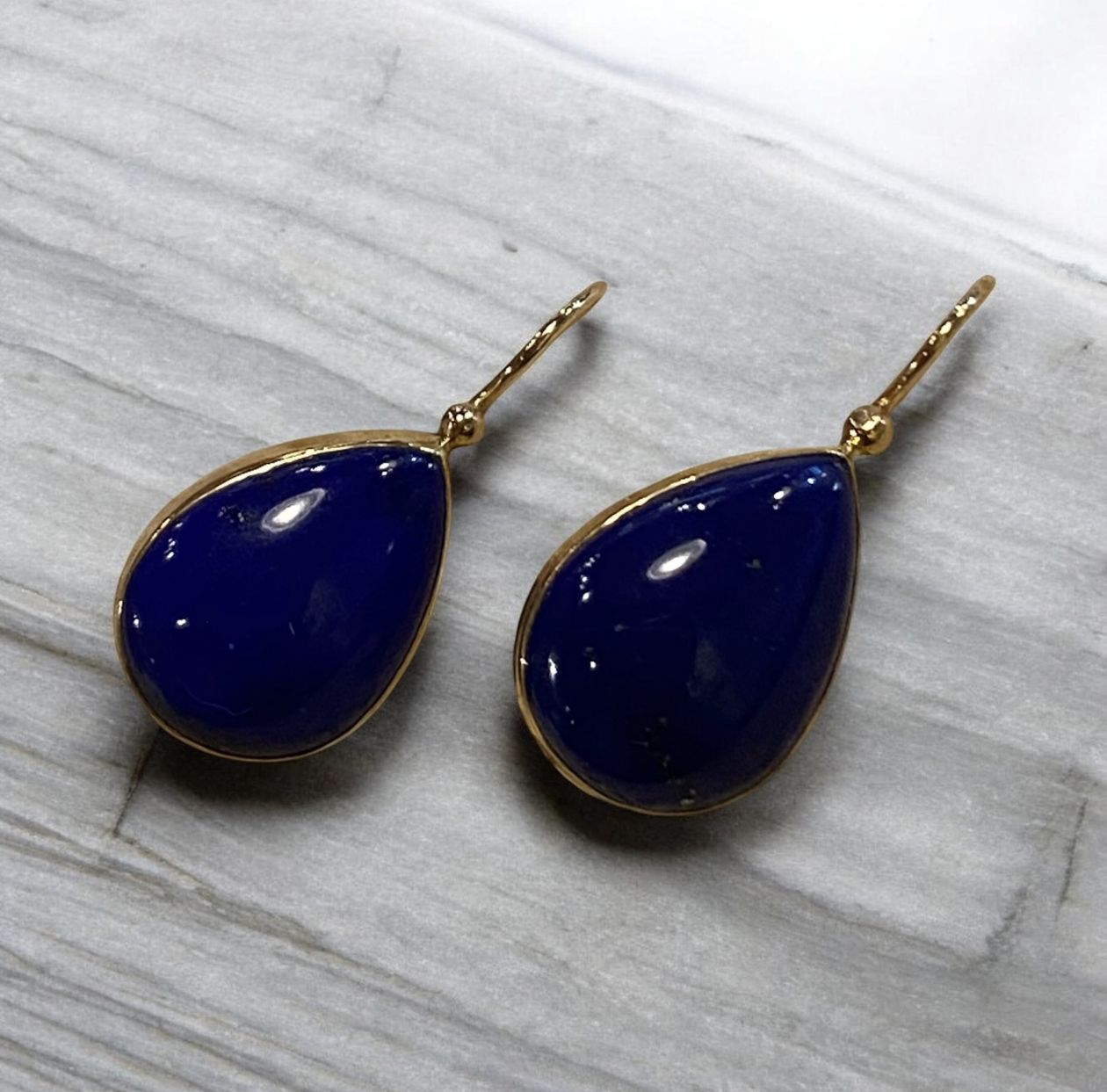 Greenhood Earring Teardrop Lapis Cabichon