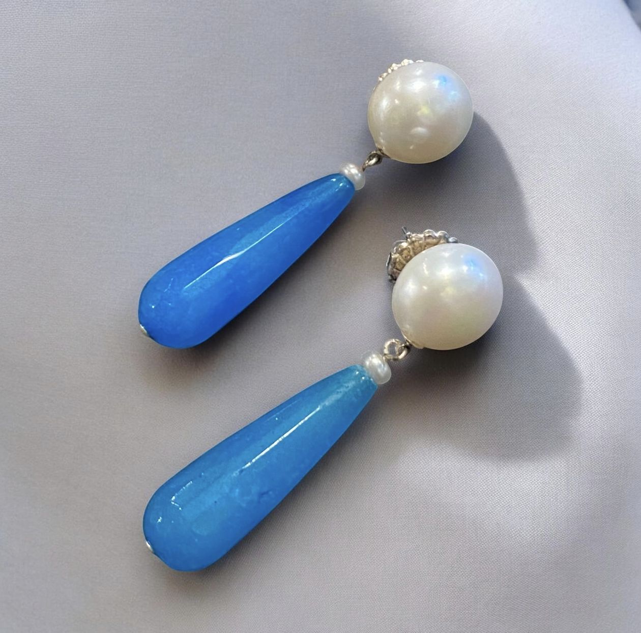 Greenhood Earring Long Blue Quartz teardrop and button Pearl