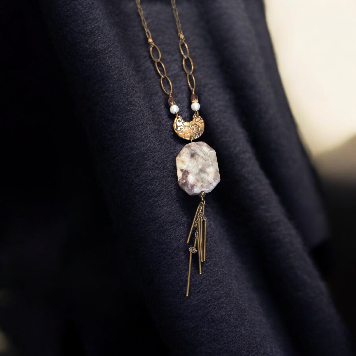 Cass Necklace Ruby in Quartz, Pearl and Garnet