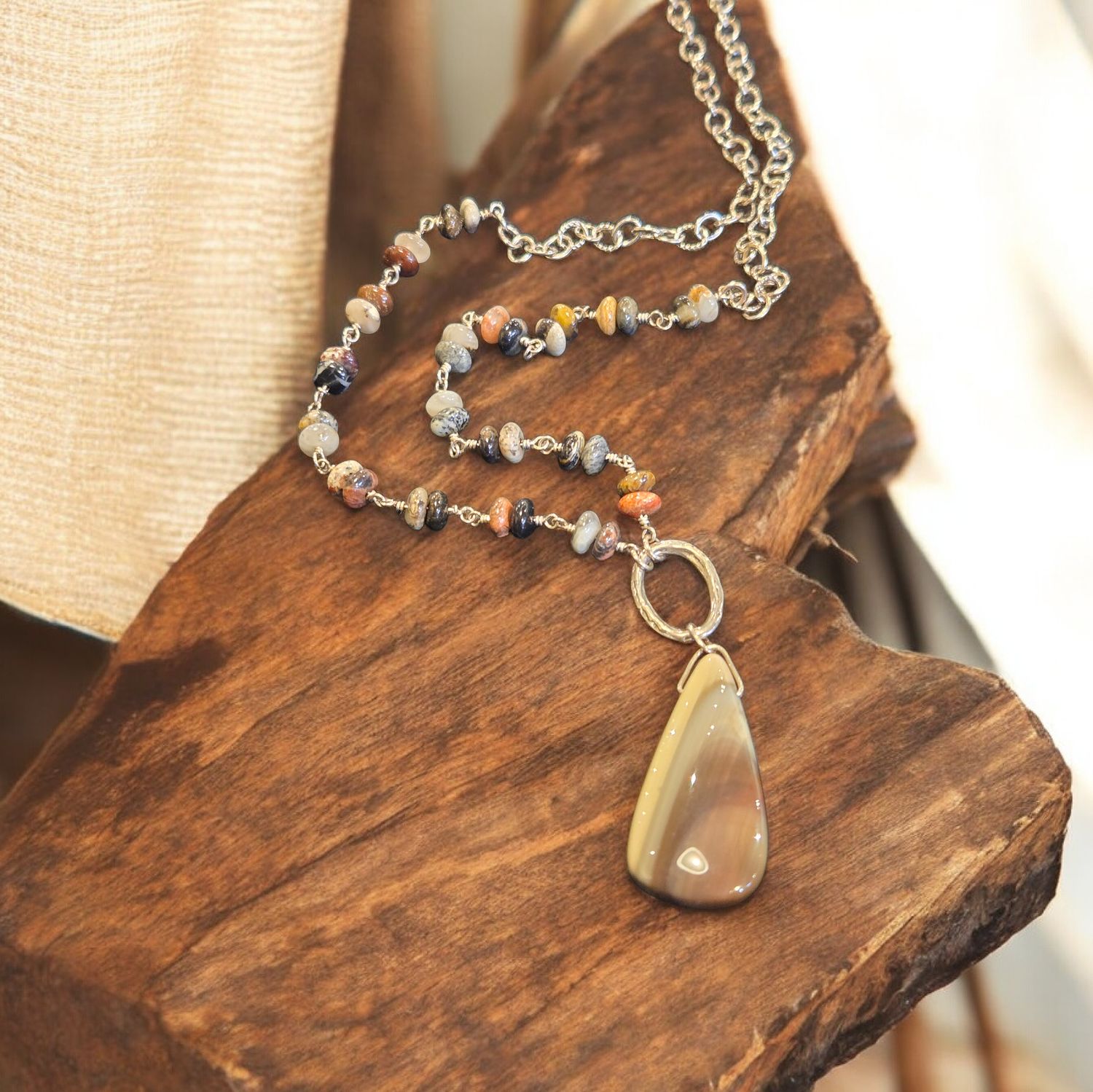 Whitney Necklace Agate Teardrop