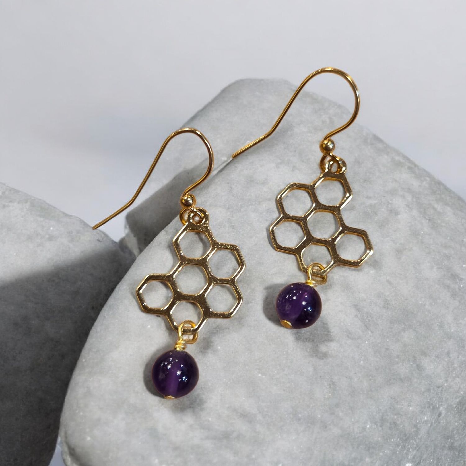 Cass Earring Honeycomb and Amethyst