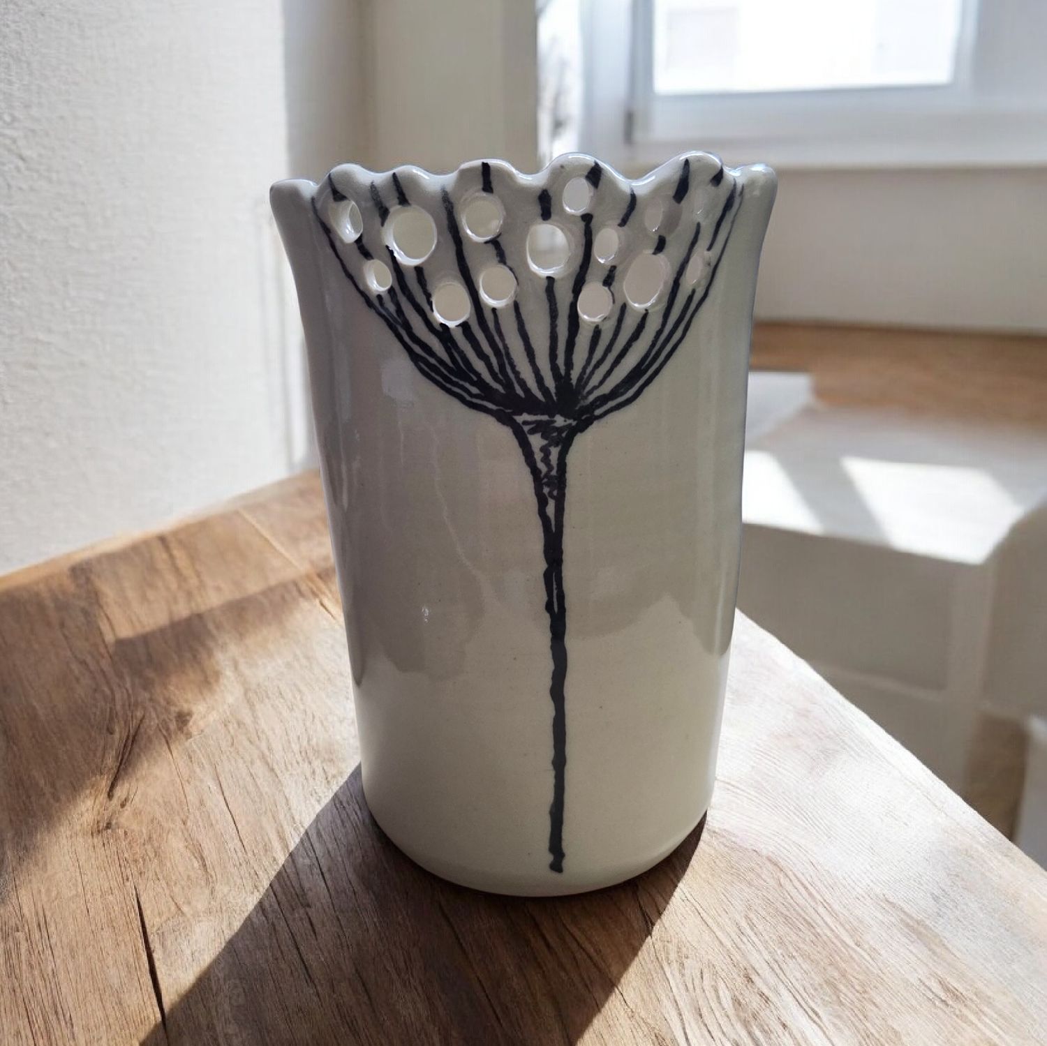 Johnson Vase Queen Ann's Lace