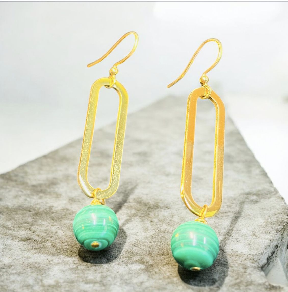 Cass Earring Malachite on Ovals Drops