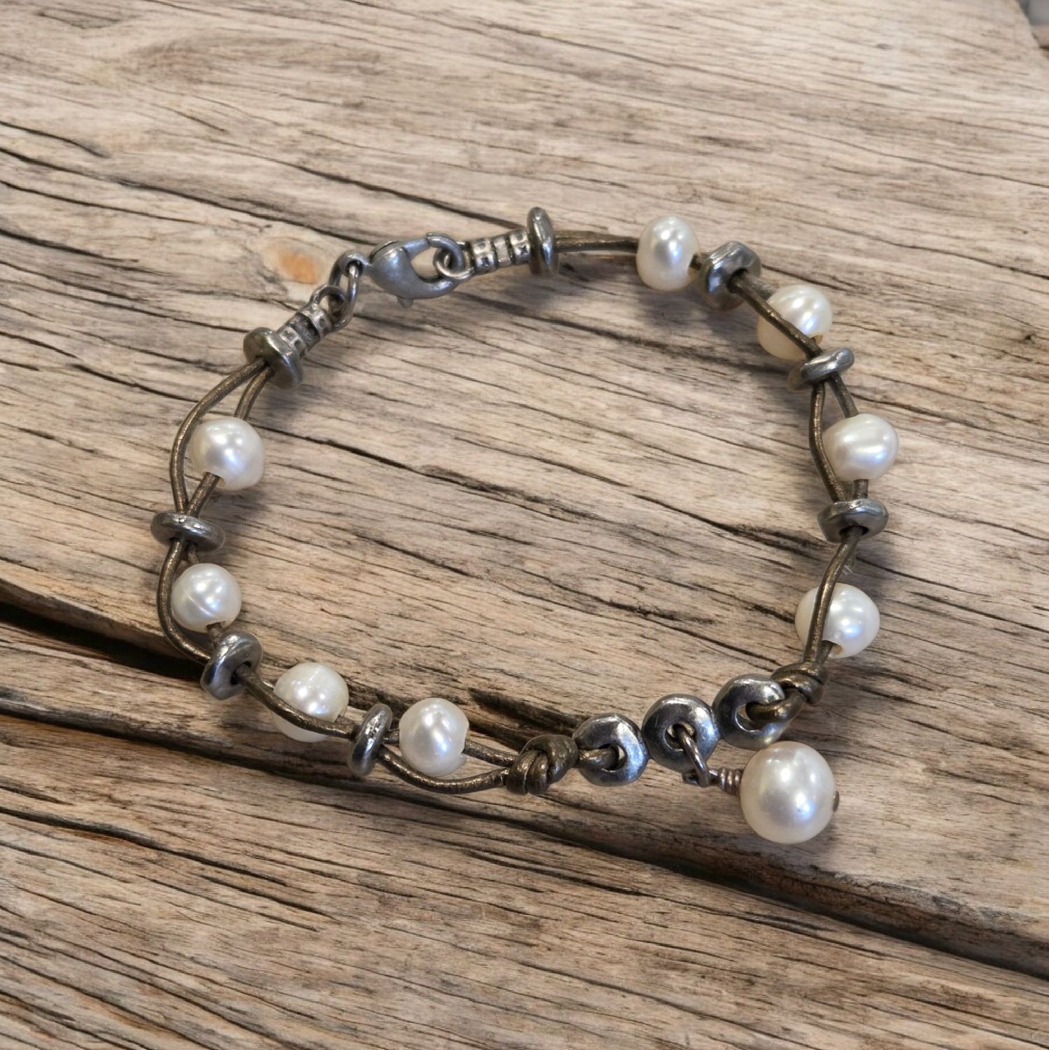 Nadeau Bracelet Pearls on Leather