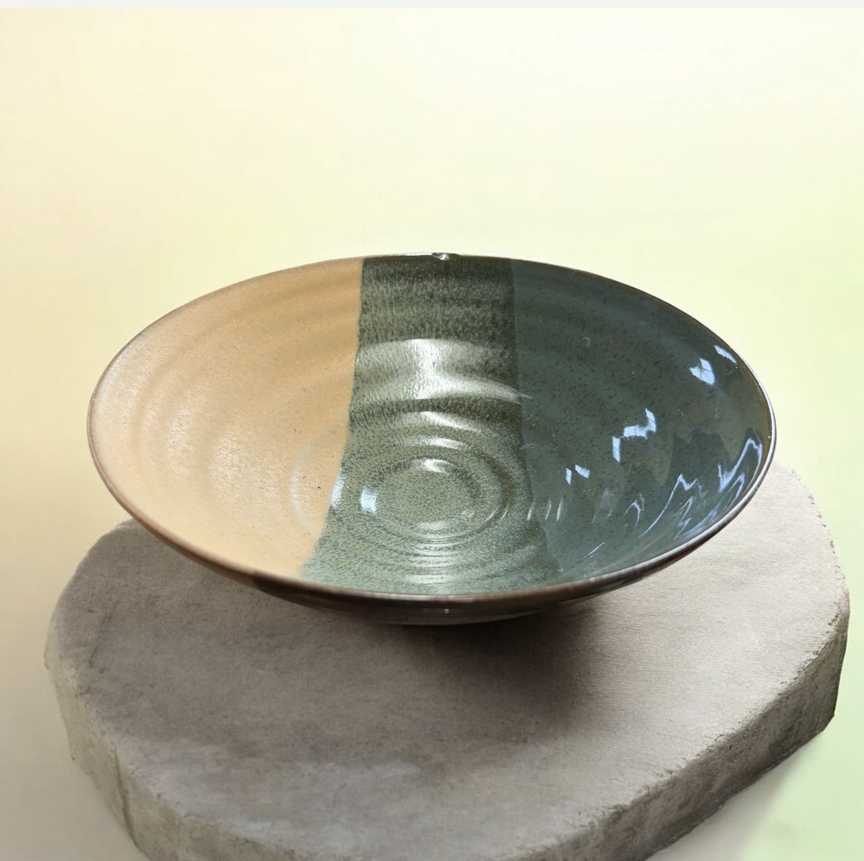 BMF Tri Color Serving Bowl Grean Beige BMF Tri Color Serving Bowl Grean Beige