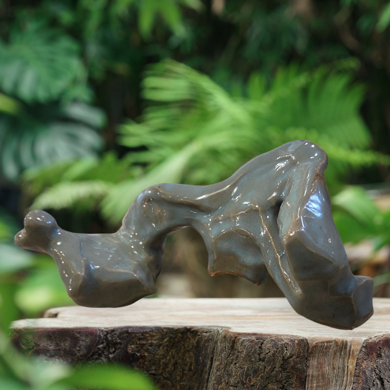 Goldberg Goddess Sculpture "Flowing"