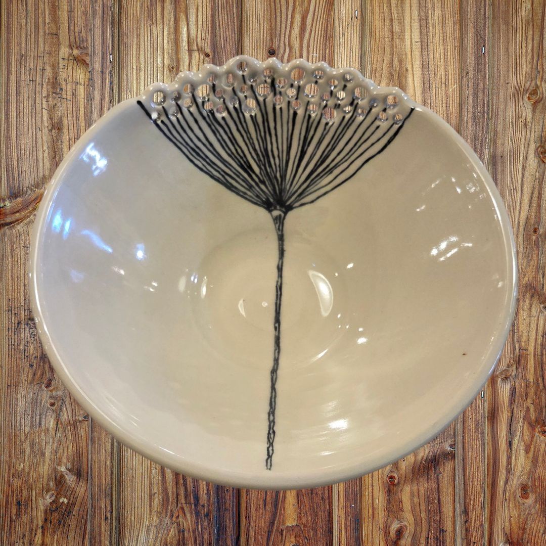 Johnson Bowl Large with Dandelion Design