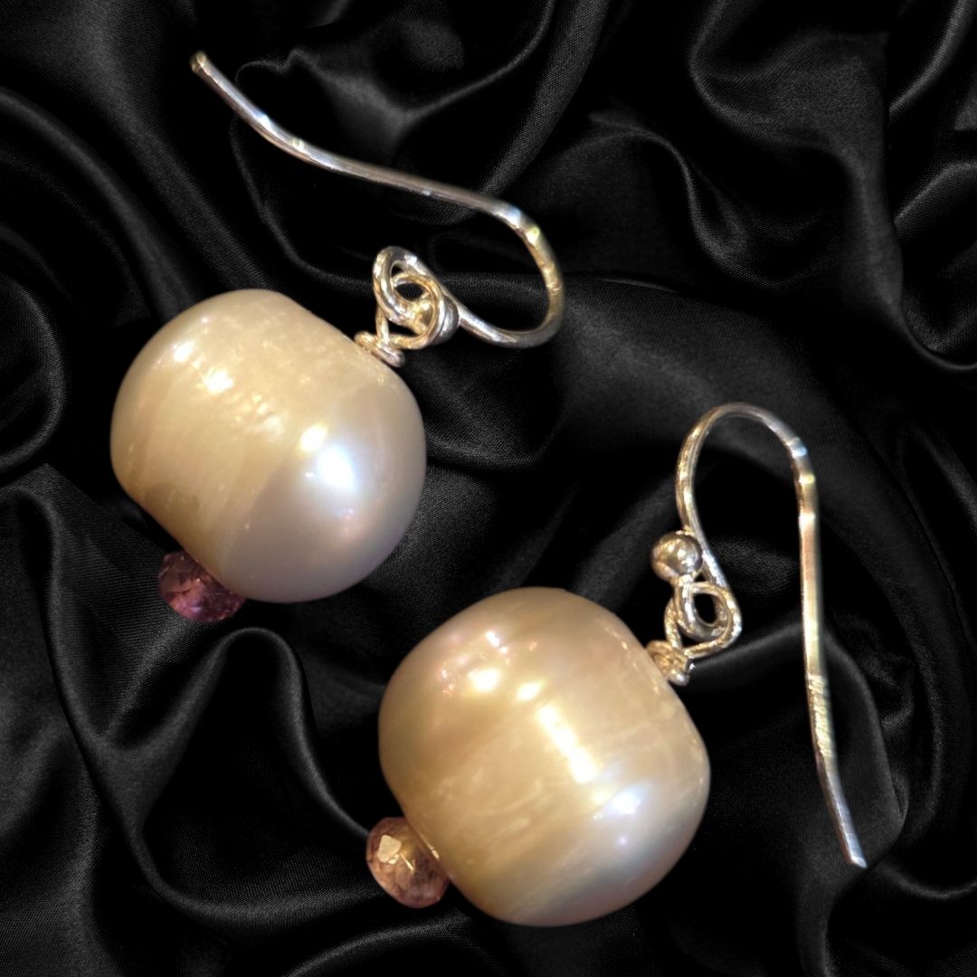 Trueworthy Earring Large Peach Pearls with Pink Tourmaline