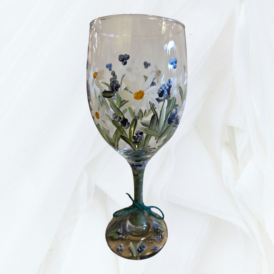 Snyder 20oz White Daisies Wine Glass #2