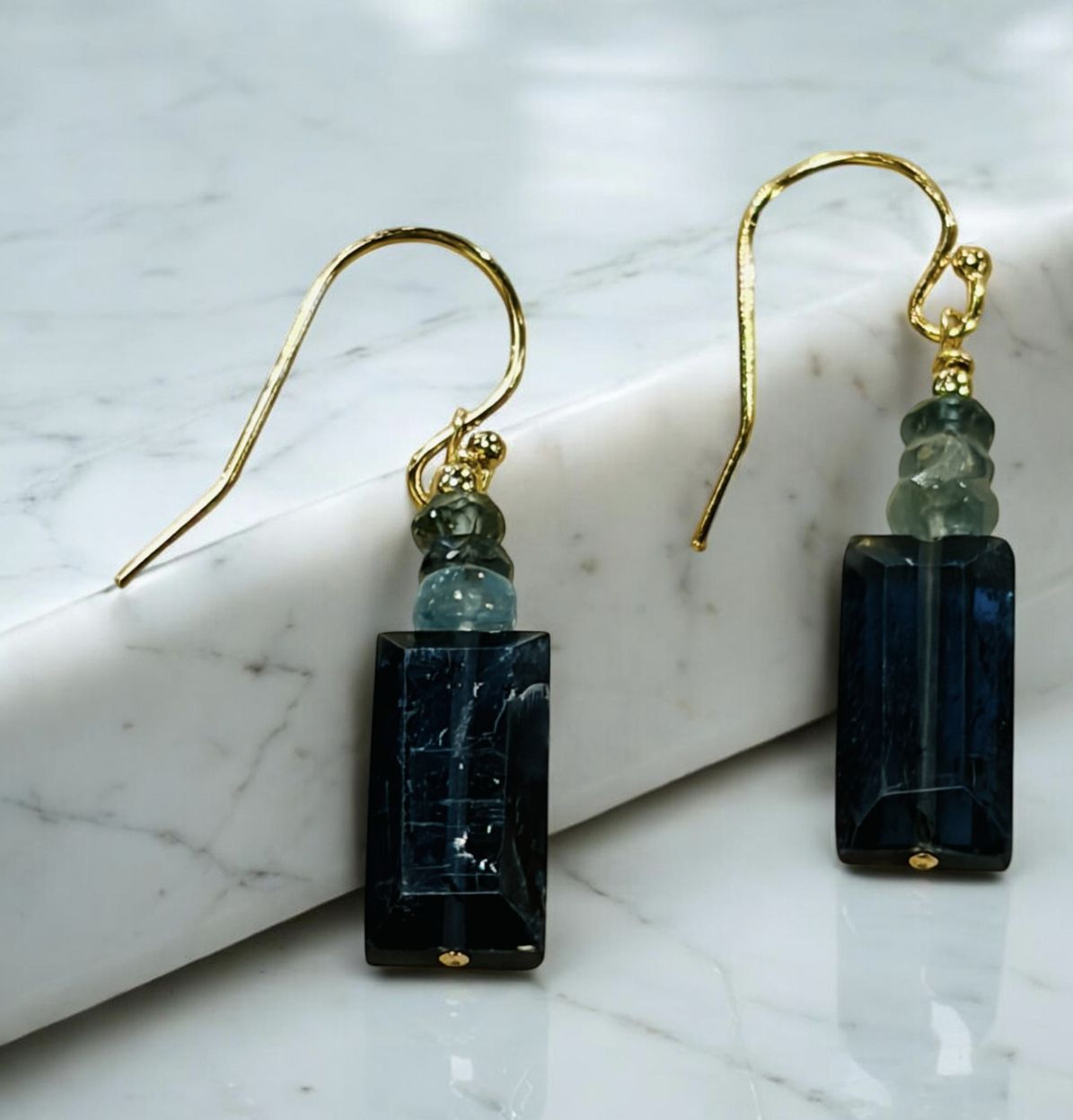 DT Earring Kyanite and Moss Aquamarine