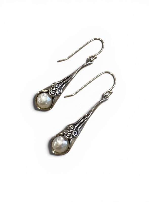 Nadeau Earring Sterling Silver Trumpet Flower with Pearl