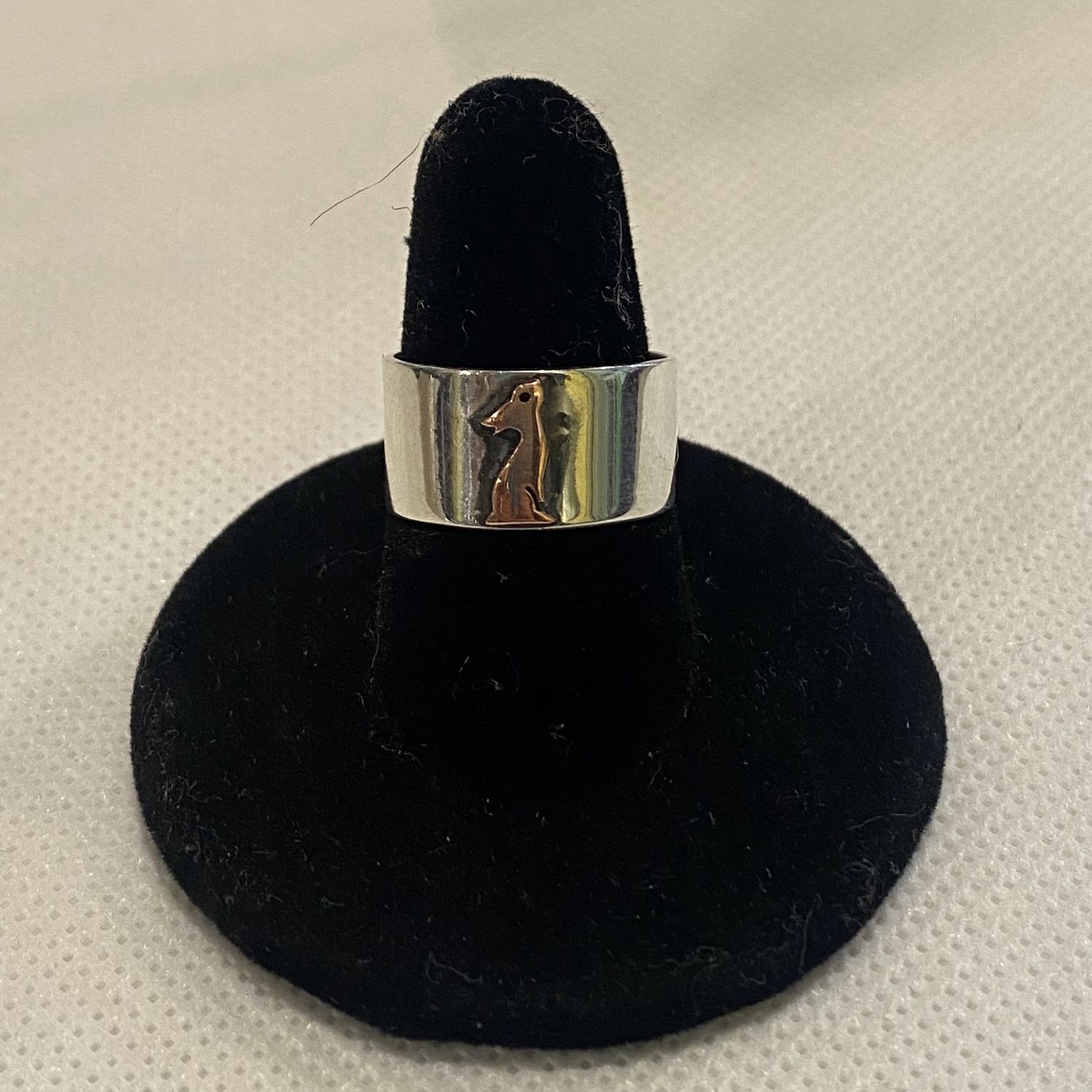 Gonzales Ring Copper Hare on Sterling Silver Band
