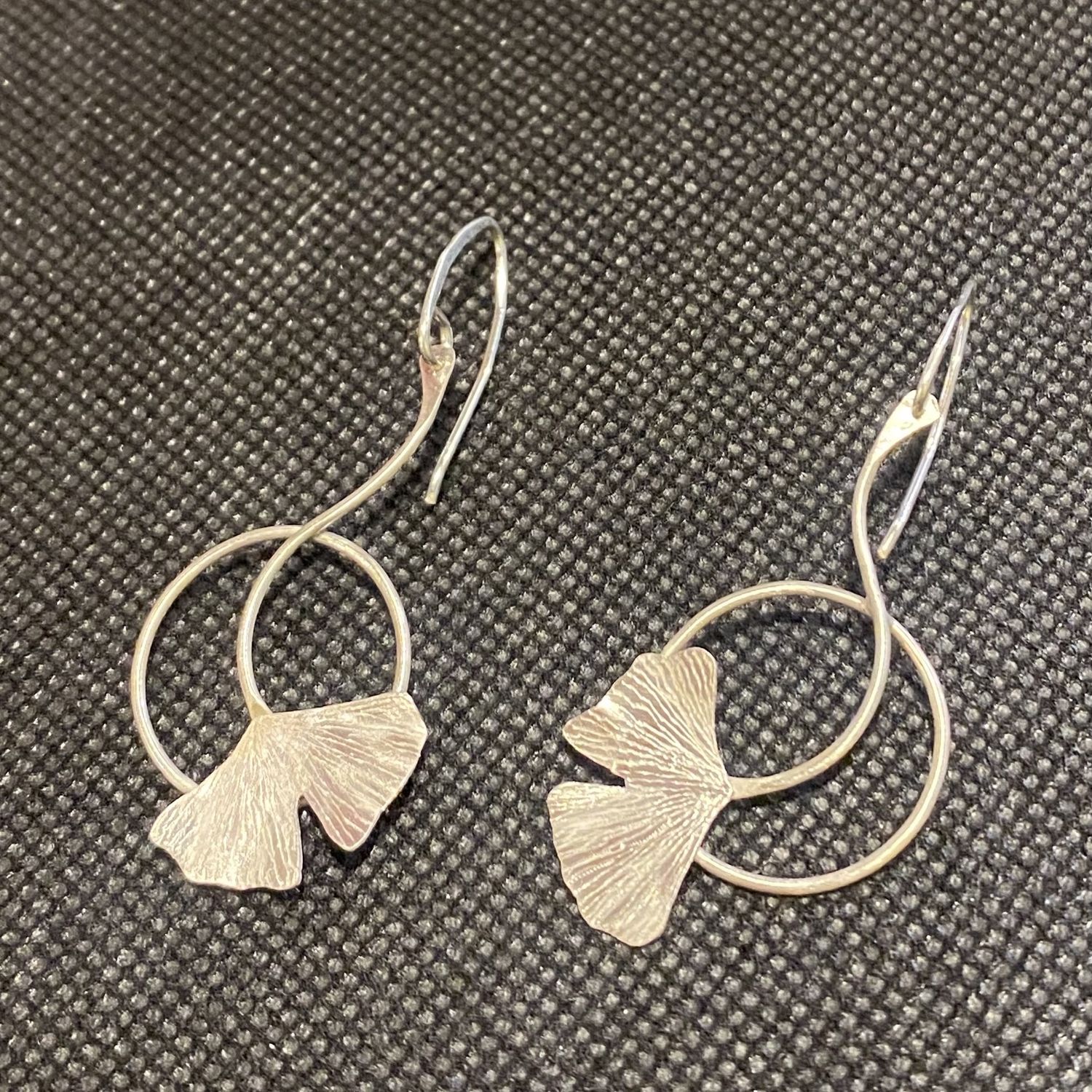Gonzales Earring Ginkgo Leaf in Hoop