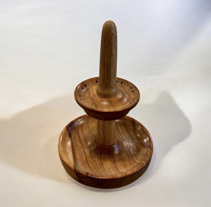 On The Edge Argentina Rose Wood Jewelry Holder