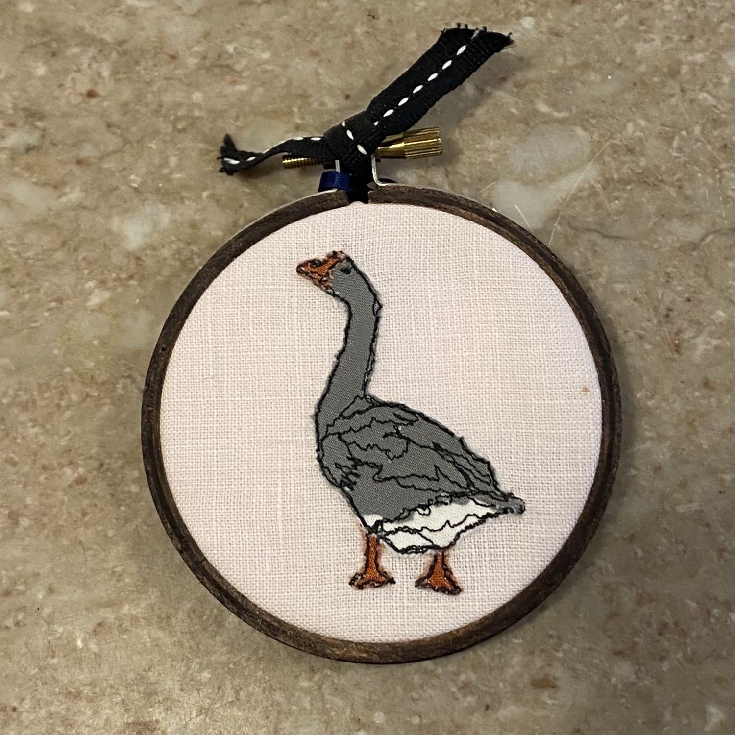 Yvonne Mini Hoop Goose 3.5"