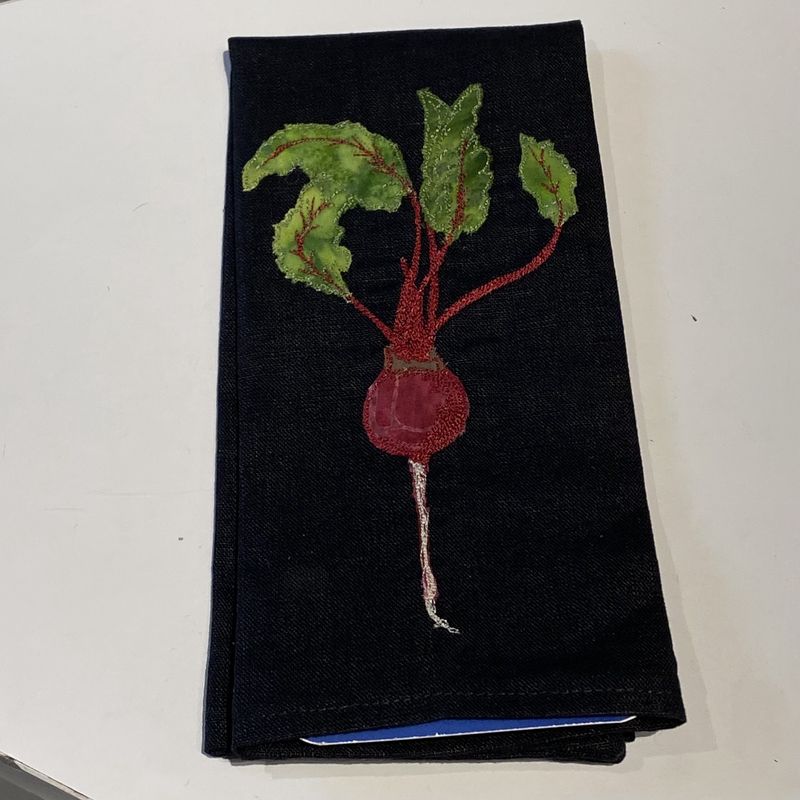 Yvonne Linen Napkin Beet
