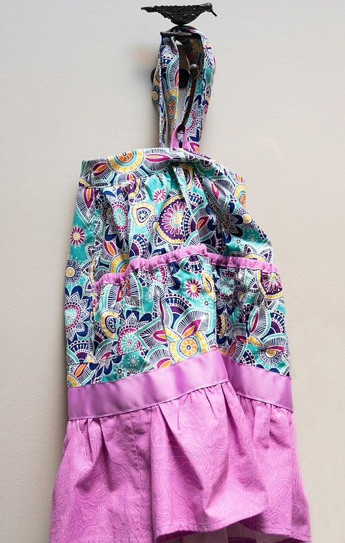 Yvonne Egg-Gathering Apron, Color: Raspberry