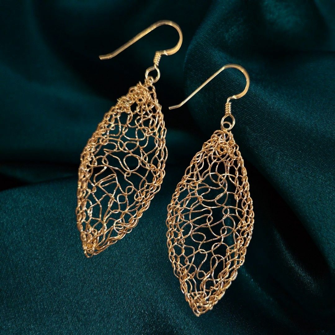 MetaLace Earring Bronze Long Leaves