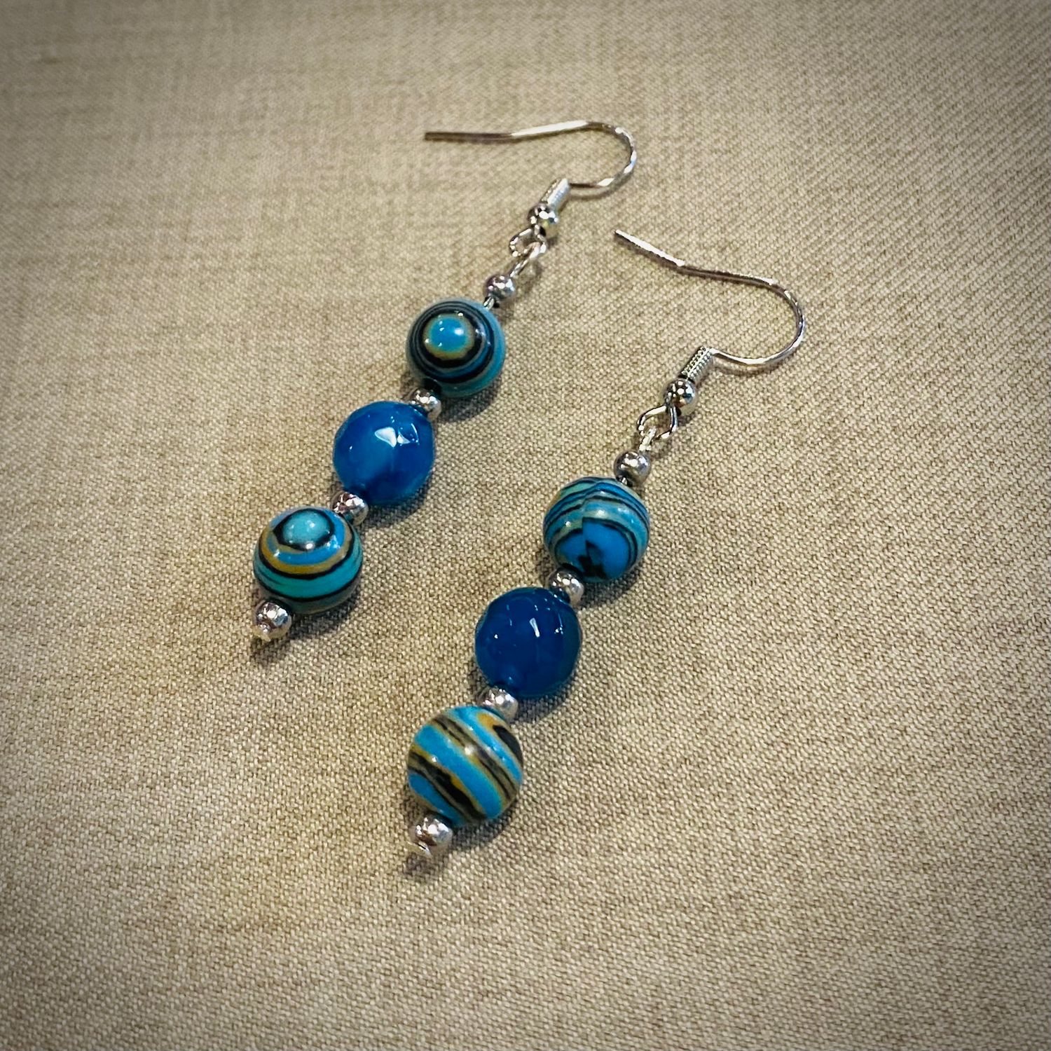 Gerber Earring Blue Agate w/ Faceted Blue Glass