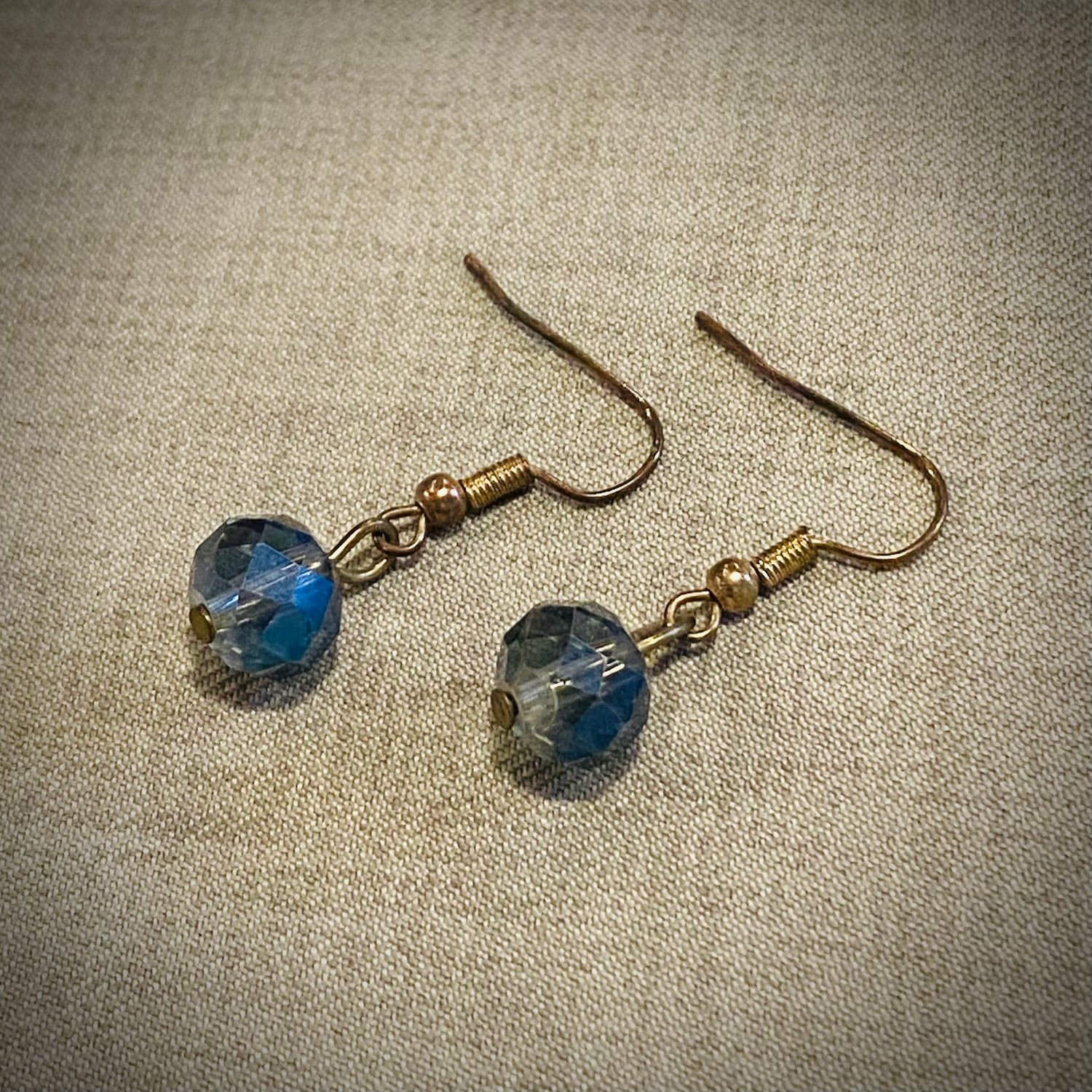 Gerber Earring Faceted Blue Bead