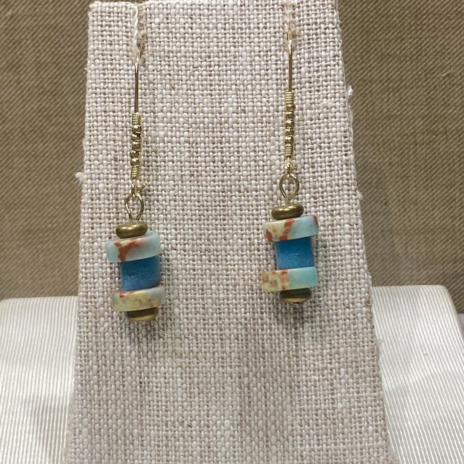 Gerber Earring Light Blue Agate Cylinders