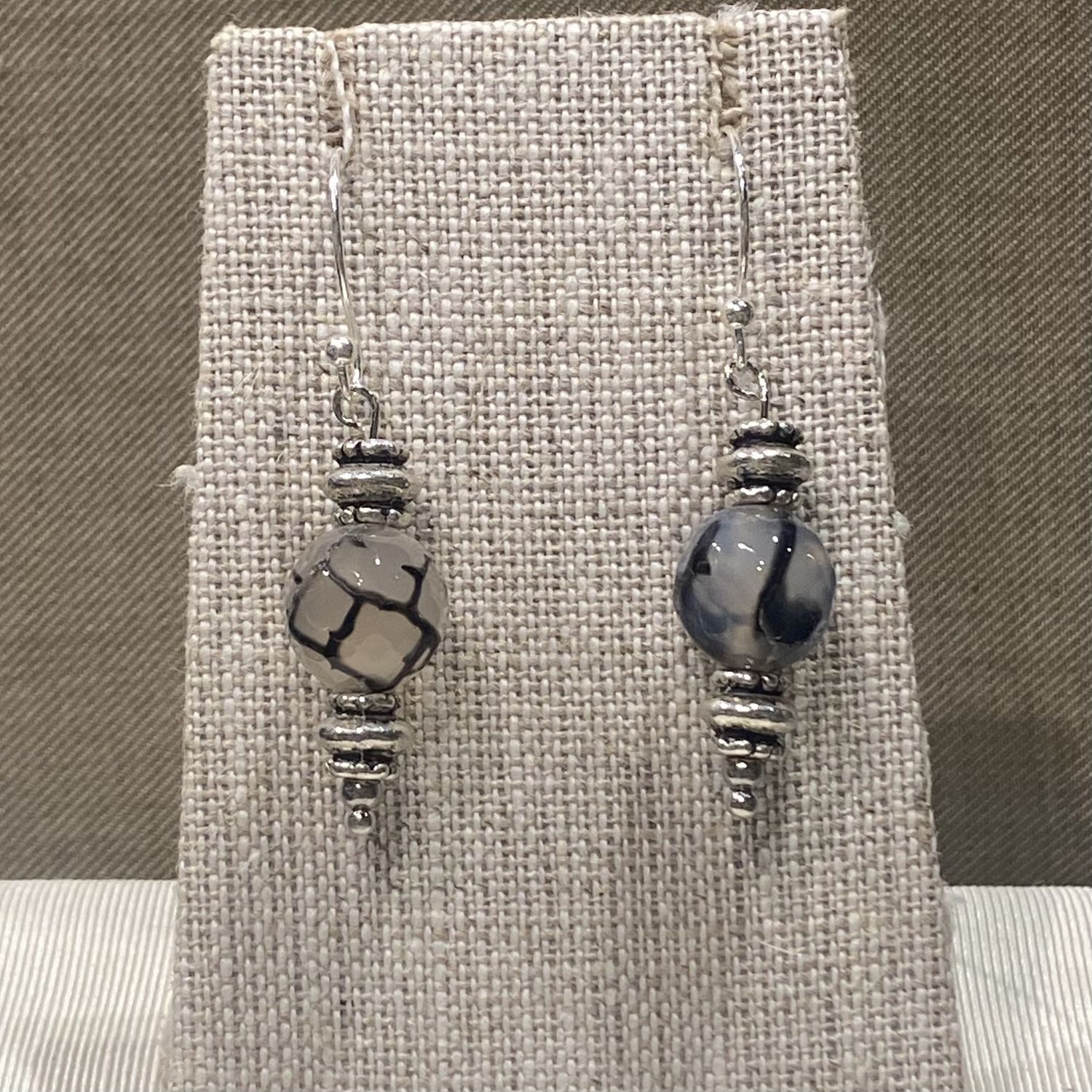 Gerber Earring Clear &amp; Black Agate