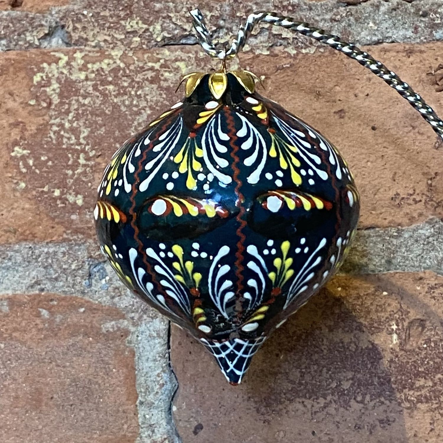 Heritage Ornament Green w/ Red, Yellow &amp; White Filigree Tear Drop  Ceramic