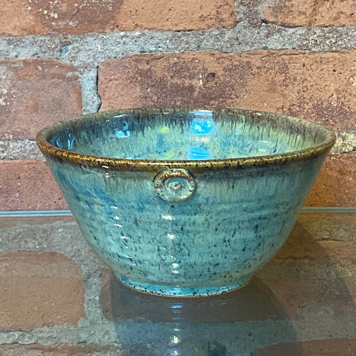 Johnson Medium Green Speckled Medalion Bowl 721