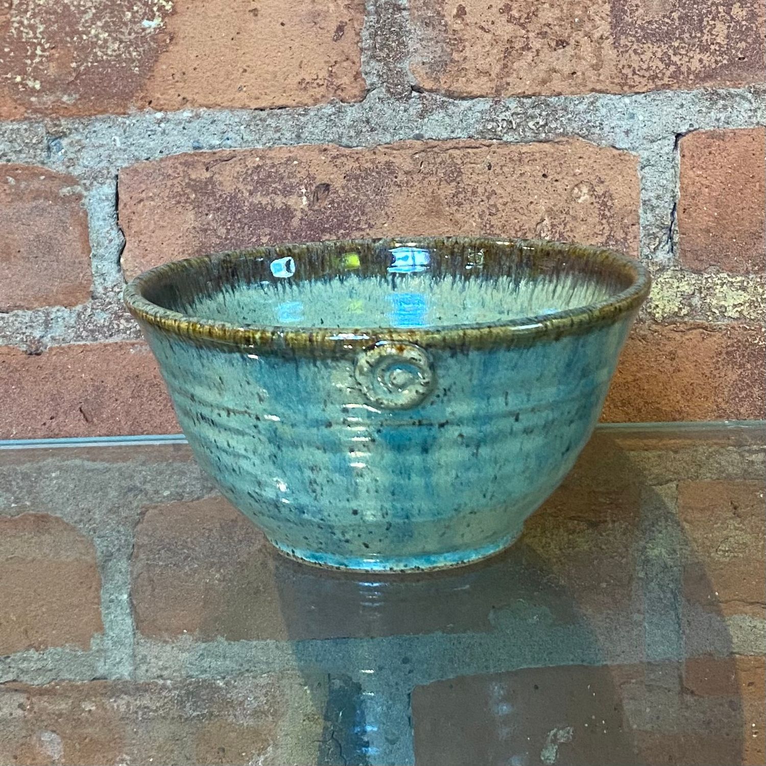 Johnson Medium Green Speckled Medalion Bowl 723