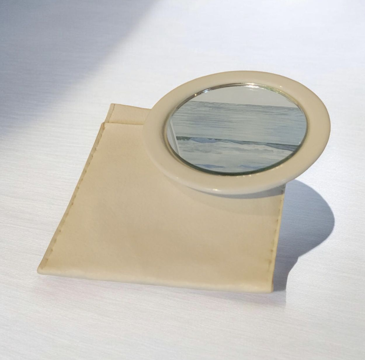 Ritz Porcelain Pocket Mirror with padded case