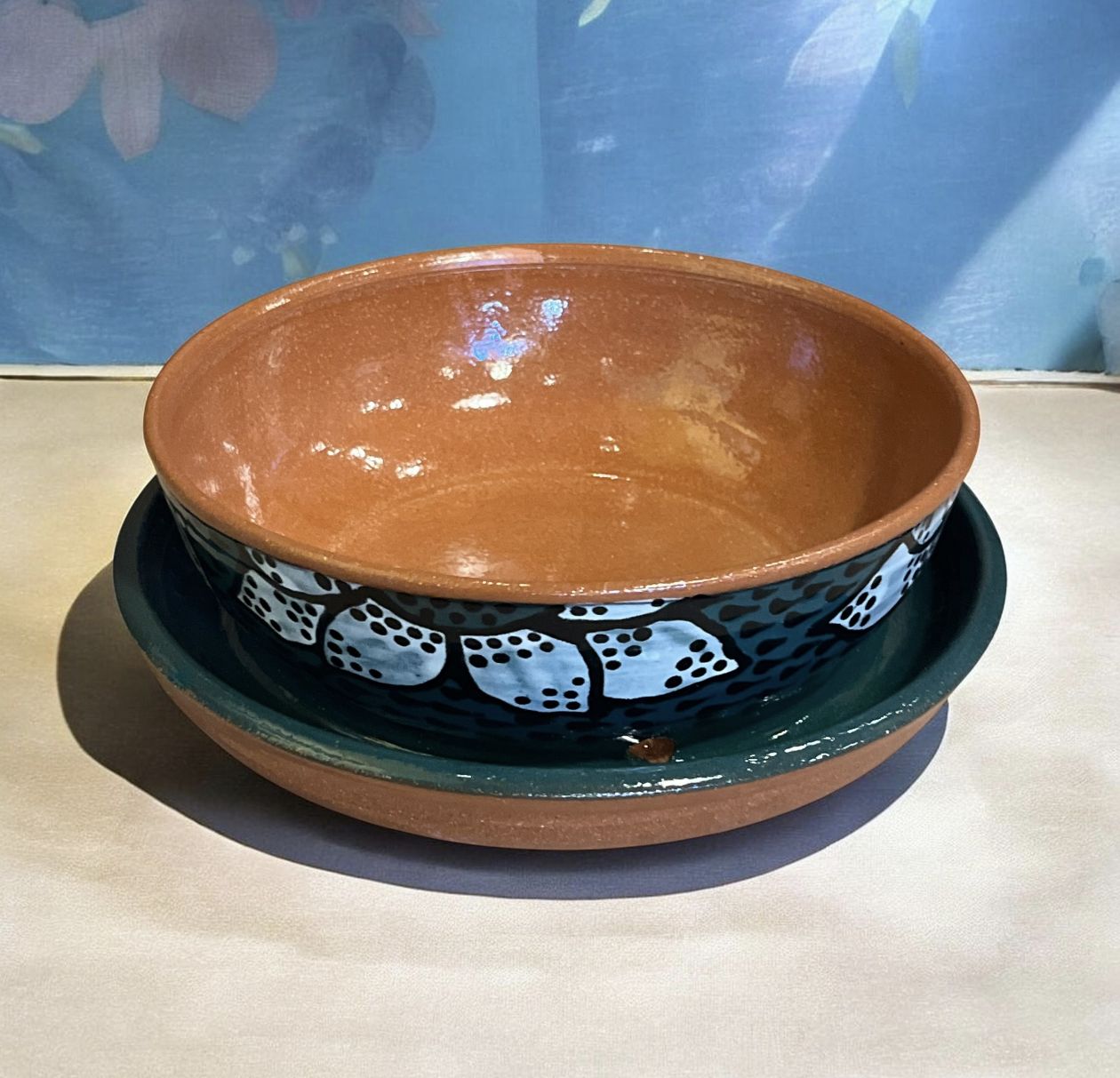 Okechukwu Large Planter with Drain Dish Green and White 45
