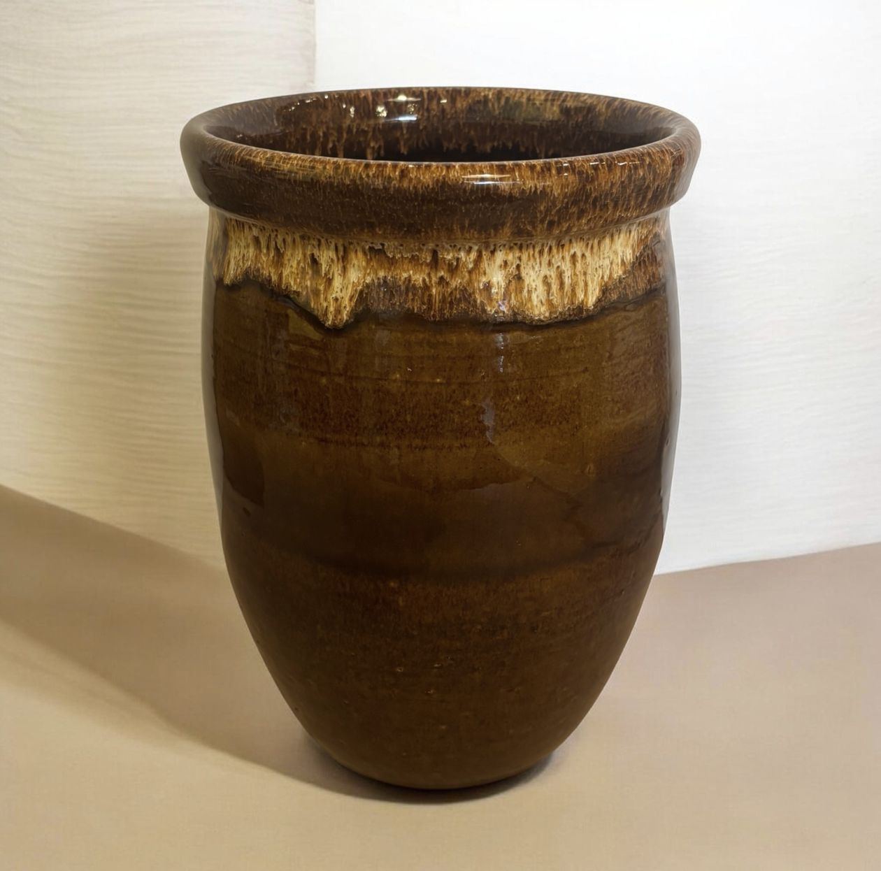 Okechukwu XXL Brown Crock 30