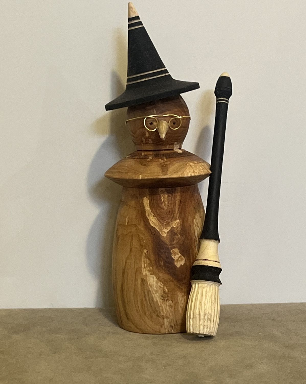 Russell Cherry Witch 512
