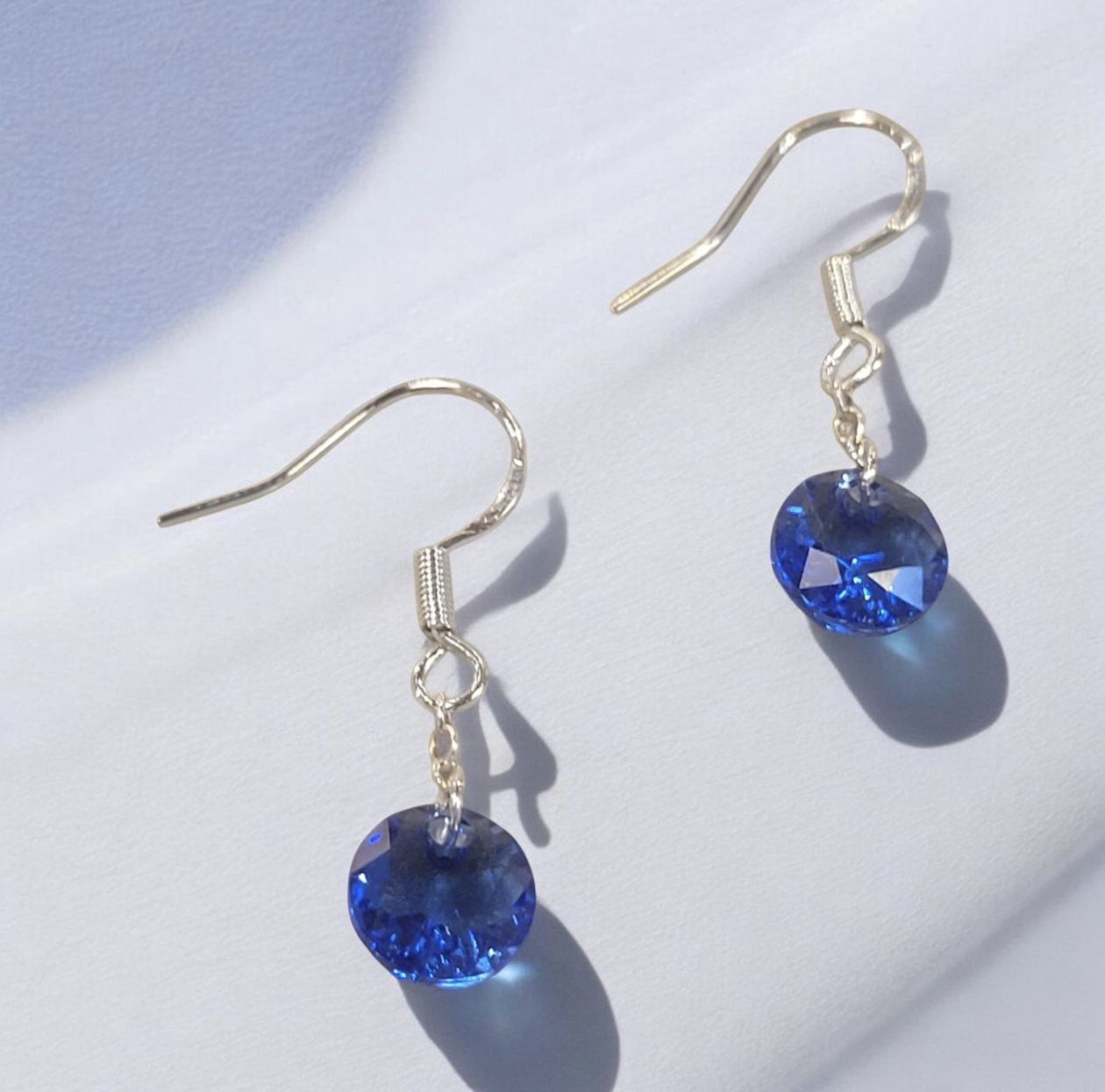 Christina-Ann Earring Round Rivoli Crystal Periwinle