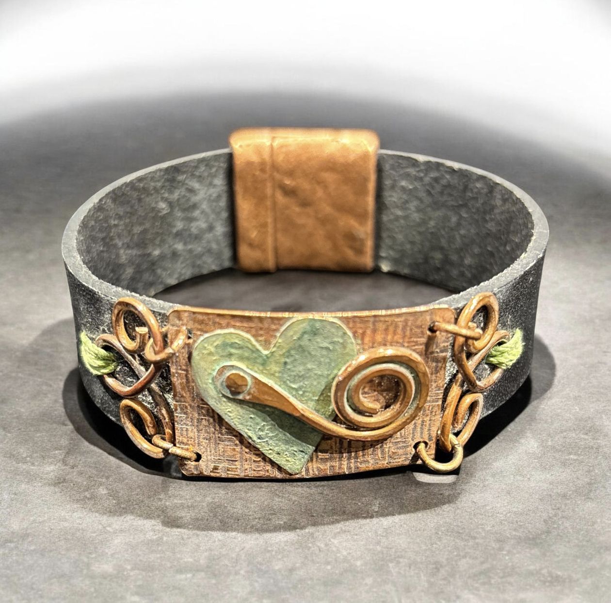 Page Bracelet - "Beating Heart"