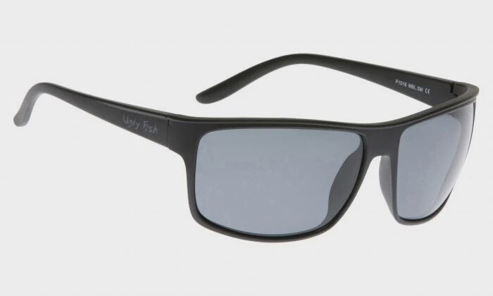 P1016 Polarised Lifestyle Sunglasses - Matt Black Frame, Colour: Smoke Lens