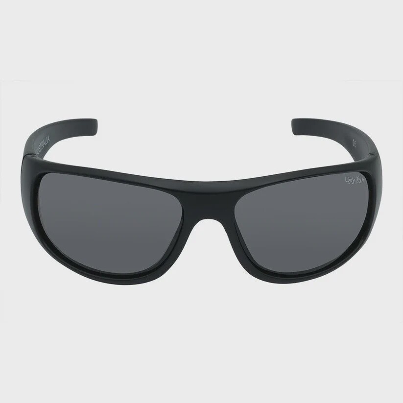 P1044 Polarised Lifestyle Wrap Sunglasses - Matt Black Frame/Smoke Lens