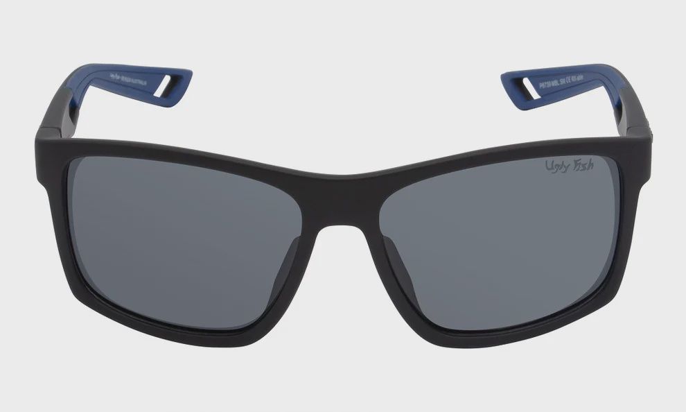 P6739 Polarised Lifestyle Sunglasses, Colour: Matt Black Frame/Smoke Lens