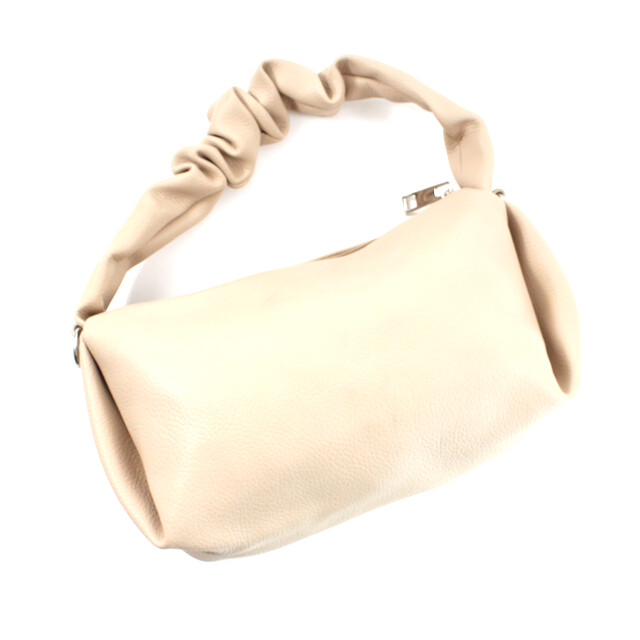 Handbag in Apricot